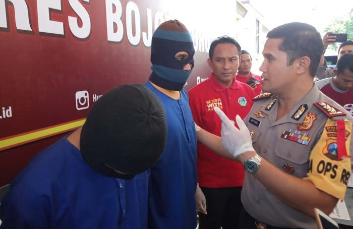 Polres Bojonegoro Tangkap Mahasiswa Pengedar Sabu-sabu Polres Bojonegoro Tangkap Mahasiswa Pengedar Sabu-sabu