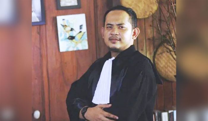 Praktisi Hukum: Bupati Langgar PP 11 Tahun 2017 Jika Tak Copot Sekda Gresik Praktisi Hukum: Bupati Langgar PP 11 Tahun 2017 Jika Tak Copot Sekda Gresik