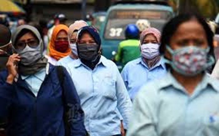 Ratusan Buruh PT Surabaya Laundry di Pasuruan Keluhkan Gaji di Bawah UMK Ratusan Buruh PT Surabaya Laundry di Pasuruan Keluhkan Gaji di Bawah UMK