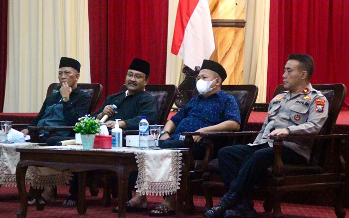 Revitalisasi Pasar Besar, Gus Ipul Ajak Pedagang Musyawarah Bahas Penataan Revitalisasi Pasar Besar, Gus Ipul Ajak Pedagang Musyawarah Bahas Penataan
