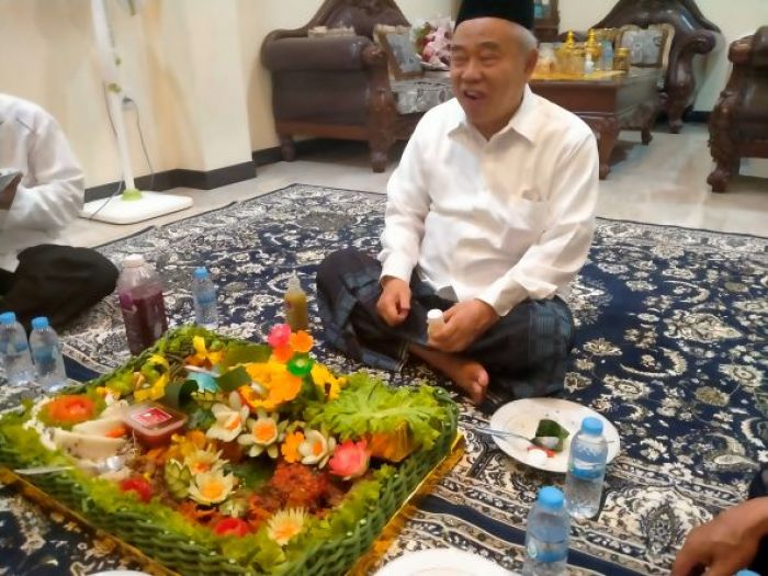 Kiai Asep Ultah ke-67, Para Kiai Doakan Panjang Umur dan Sehat Selalu Kiai Asep Ultah ke-67, Para Kiai Doakan Panjang Umur dan Sehat Selalu