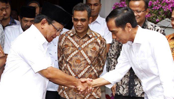 Prabowo Benar-benar Negarawan, Terima Jokowi dengan Canda