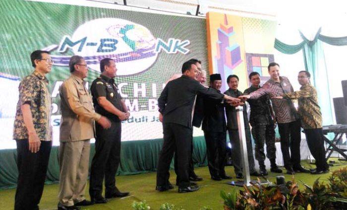 Aplikasi M-Bonk Kabupaten Sidoarjo Dipresentasikan di UN Habitat Aplikasi M-Bonk Kabupaten Sidoarjo Dipresentasikan di UN Habitat