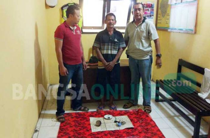 Nekat Buka Lapak di Dalam Rumah, Judi Dadu di Singgahan Digerebek Nekat Buka Lapak di Dalam Rumah, Judi Dadu di Singgahan Digerebek