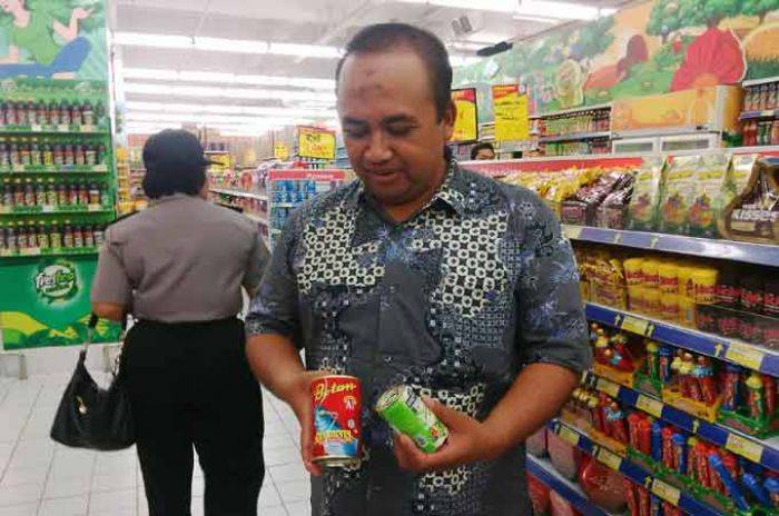 Sidak Mamin, Petugas Gabungan Kota Kediri Temukan Durian Berjamur Sidak Mamin, Petugas Gabungan Kota Kediri Temukan Durian Berjamur
