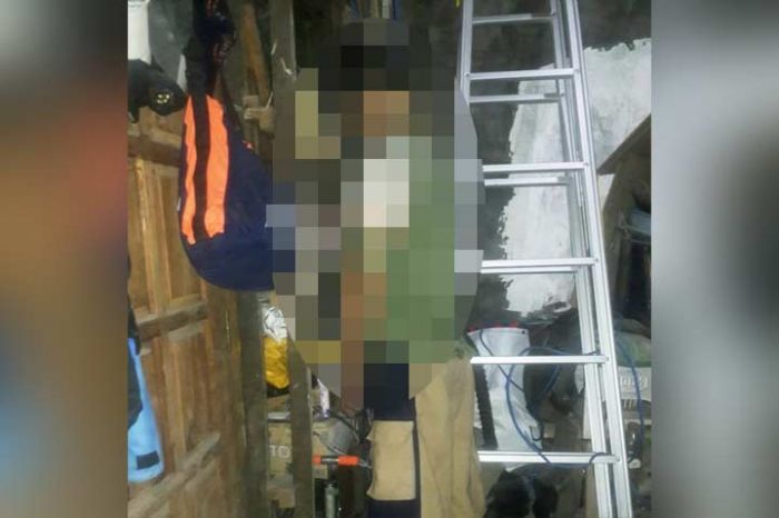 Warga Gedangan Sidoarjo Tewas Gantung Diri, Diduga Depresi Sakitnya Tak Kunjung Sembuh Warga Gedangan Sidoarjo Tewas Gantung Diri, Diduga Depresi Sakitnya Tak Kunjung Sembuh