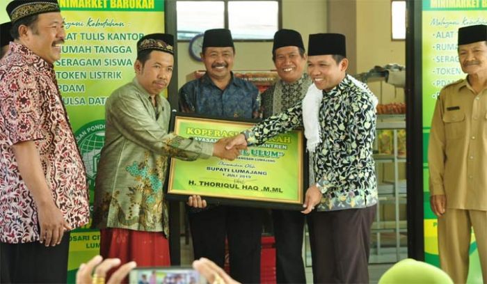 Bupati Lumajang Ingin Yayasan Miftahul Ulum Pulosari Bisa Berkembang Pesat Bupati Lumajang Ingin Yayasan Miftahul Ulum Pulosari Bisa Berkembang Pesat