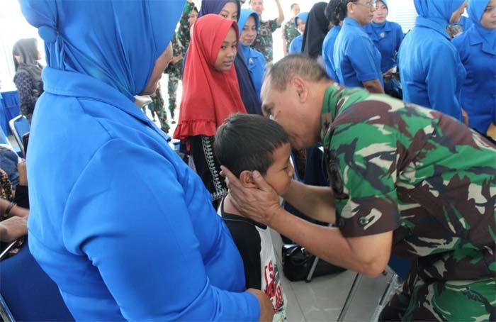 Pangkoarmada II Tatap Muka dengan Prajurit Lanal Palu Pangkoarmada II Tatap Muka dengan Prajurit Lanal Palu