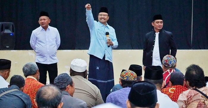 Tasyakuran Kemerdekaan Bersama Pengurus RT dan RW, Gus Ipul Titipkan Pesan Penting Tasyakuran Kemerdekaan Bersama Pengurus RT dan RW, Gus Ipul Titipkan Pesan Penting