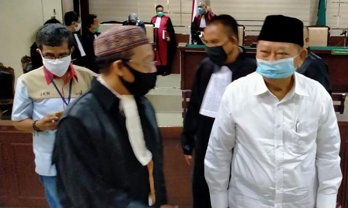 Sidang Kedua Saiful Ilah, Tim Pengacara Sampaikan Eksepsi Sidang Kedua Saiful Ilah, Tim Pengacara Sampaikan Eksepsi