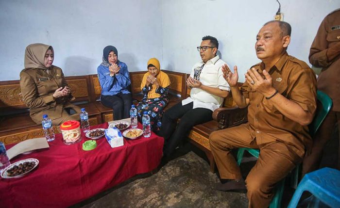 Pemkot Mojokerto Terus Gulirkan Bantuan Langsung kepada Lansia Tidak Mampu Pemkot Mojokerto Terus Gulirkan Bantuan Langsung kepada Lansia Tidak Mampu