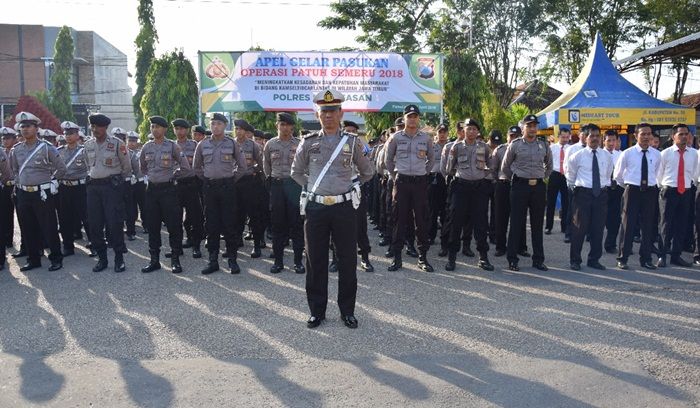 Polres Pamekasan Gelar Operasi Patuh Semeru 2018 dengan Metode Razia Stasioner Polres Pamekasan Gelar Operasi Patuh Semeru 2018 dengan Metode Razia Stasioner