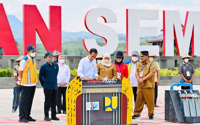 Semantok, Bendungan ke-30 yang Diresmikan Presiden Jokowi Semantok, Bendungan ke-30 yang Diresmikan Presiden Jokowi