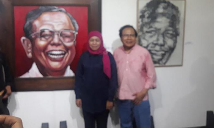 Rizal Ramli dan Khofifah Dipertemukan di Pameran Lukisan Yayak Yatmaka