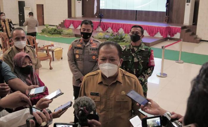 Bupati Hendy Respons Cepat Arahan Menko untuk Penerapan PPKM Mikro di Jember Bupati Hendy Respons Cepat Arahan Menko untuk Penerapan PPKM Mikro di Jember