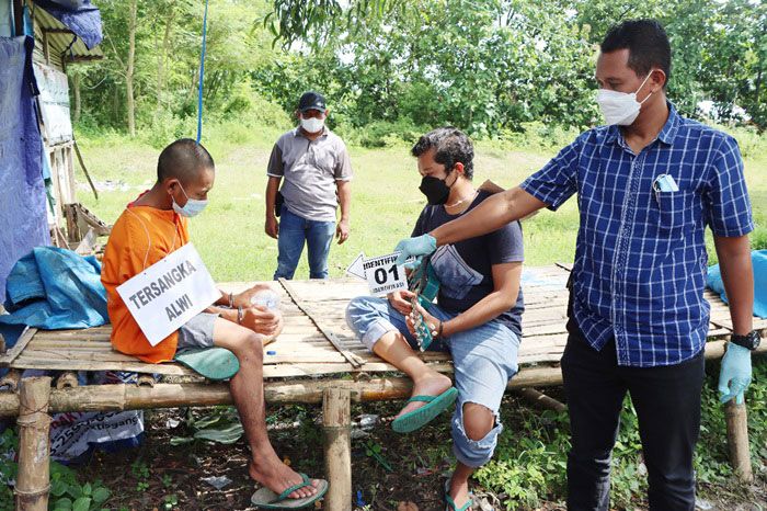 Kasus Tewasnya Santri yang Libatkan Anak Punk di Ngawi Direkonstruksi Kasus Tewasnya Santri yang Libatkan Anak Punk di Ngawi Direkonstruksi