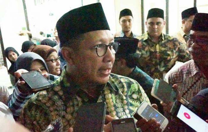 Menag: Tidak Ada Larangan Bagi Warung untuk Buka Siang Hari di Bulan Puasa Menag: Tidak Ada Larangan Bagi Warung untuk Buka Siang Hari di Bulan Puasa