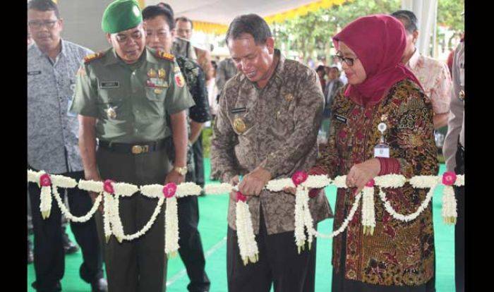 Job Fair Dinsosnaker Tuban: Libatkan 42 Perusahaan, Butuhkan 1.839 Tenaga Kerja Job Fair Dinsosnaker Tuban: Libatkan 42 Perusahaan, Butuhkan 1.839 Tenaga Kerja