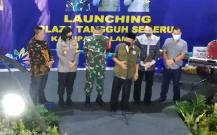 Jaga Roda Ekonomi agar Tetap Berputar, Bupati Fadeli Resmikan Lamongan Plaza Tangguh Covid-19 Jaga Roda Ekonomi agar Tetap Berputar, Bupati Fadeli Resmikan Lamongan Plaza Tangguh Covid-19