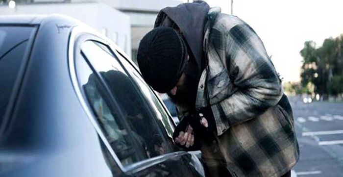 Polsek Tenggilis Tangkap 2 Pelaku Pencurian Pikap