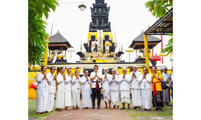 Tinjau Pura Agung Jagat Karana, Pj. Gubernur Jatim Janji Bantu PHDI Jatim agar Punya Kantor Sendiri Tinjau Pura Agung Jagat Karana, Pj. Gubernur Jatim Janji Bantu PHDI Jatim agar Punya Kantor Sendiri