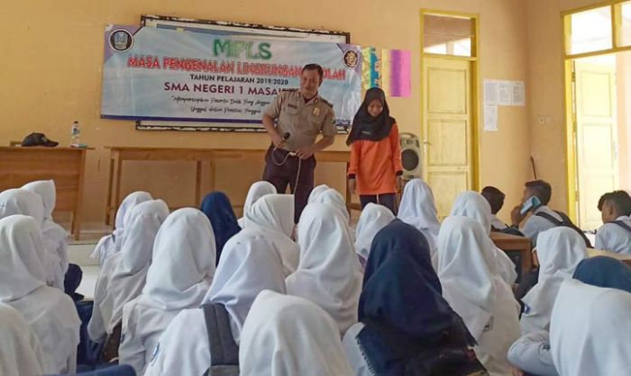 Polsek Masalembu Sosialisasi Bahaya Narkoba di SMAN 1