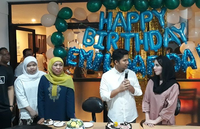 Khofifah Balas Kunjungi Emil di Hari Ulang Tahun Khofifah Balas Kunjungi Emil di Hari Ulang Tahun