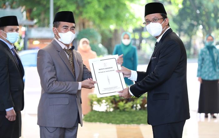 Pastikan Tidak Ada Makelar Jabatan, Bupati Gus Muhdlor Ingin Sidoarjo Diisi PNS Kompeten dan Amanah Pastikan Tidak Ada Makelar Jabatan, Bupati Gus Muhdlor Ingin Sidoarjo Diisi PNS Kompeten dan Amanah