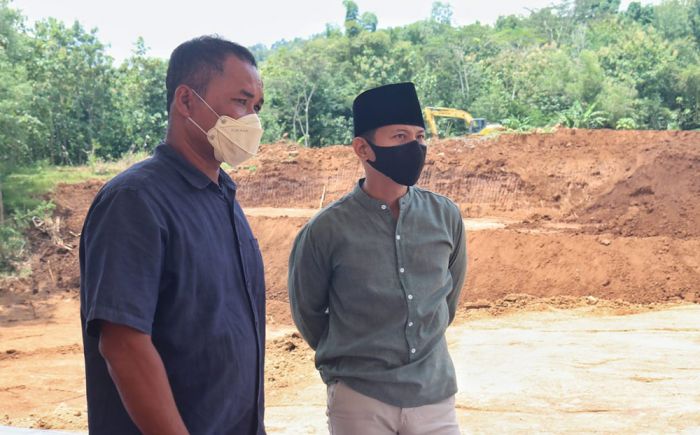 Bupati Arifin Apresiasi Pengusaha Tambang di Desa Jambu Bupati Arifin Apresiasi Pengusaha Tambang di Desa Jambu