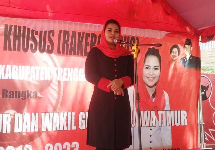Di Rakercabsus, Puti Minta Trenggalek Harus Menang 70 Persen Di Rakercabsus, Puti Minta Trenggalek Harus Menang 70 Persen