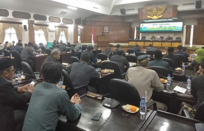 DPRD Tuban Sampaikan Rekomendasi LKPJ Bupati Tahun Anggaran 2018