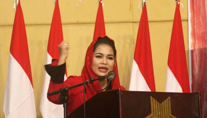 Puti Janji Merajut Kembali Merah Putih untuk Indonesia di Jatim Puti Janji Merajut Kembali Merah Putih untuk Indonesia di Jatim