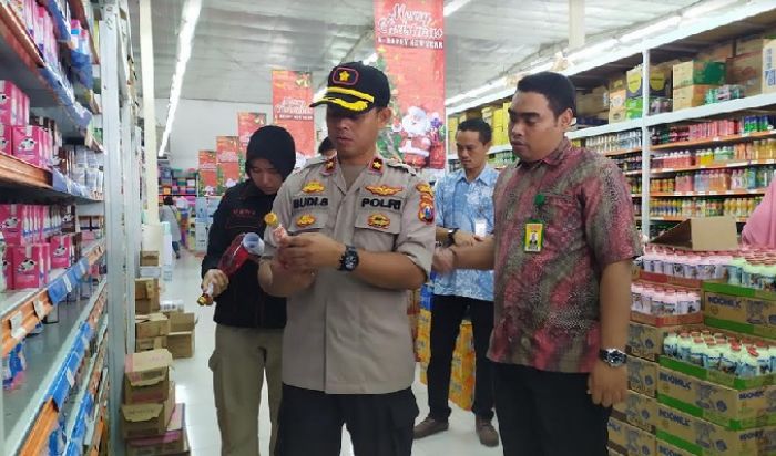 Satgas Pangan Polres Jombang Pastikan Stok Sembako Aman Satgas Pangan Polres Jombang Pastikan Stok Sembako Aman