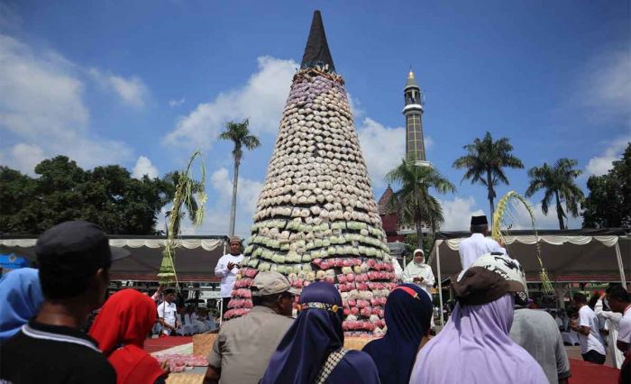 Sambut Ramadan, Pemkab Jombang Gelar Tradisi Grebek Apem