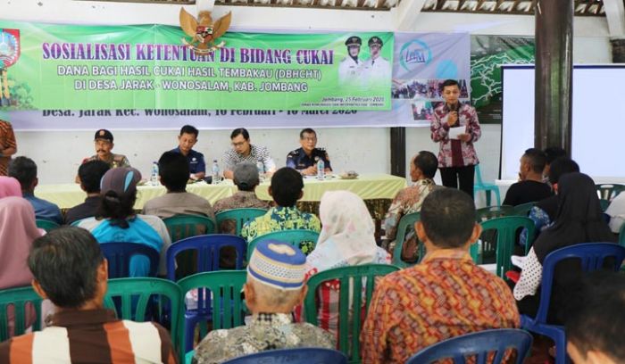 Berantas Rokok Ilegal, Kominfo Jombang Sosialisasikan Undang-Undang Cukai