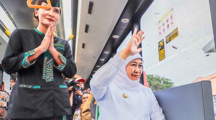 Peringati Harhubnas 2025, Gubernur Khofifah Komitmen Perkuat Konektivitas Transportasi Peringati Harhubnas 2025, Gubernur Khofifah Komitmen Perkuat Konektivitas Transportasi