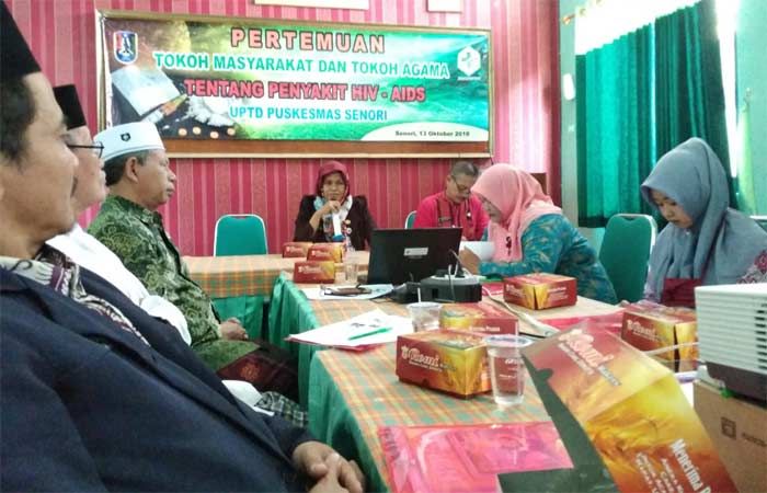 Puluhan Toga dan Perwakilan Ormas di Senori Mendapat Pemahaman tentang HIV/AIDS Puluhan Toga dan Perwakilan Ormas di Senori Mendapat Pemahaman tentang HIV/AIDS