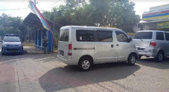 Curas di Minimarket Tanggulangin, Gasak Uang Rp 30 Juta Curas di Minimarket Tanggulangin, Gasak Uang Rp 30 Juta