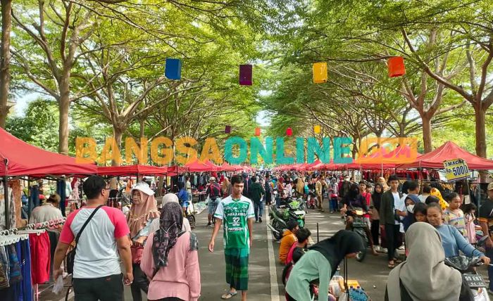 Mengintip Aktivitas Pasar Tugu di SLG Kediri Mengintip Aktivitas Pasar Tugu di SLG Kediri