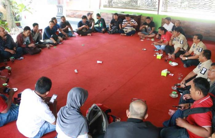 Jelang Pemilu, Kasatreskrim Ajak Awak Media Jaga Kondusivitas Kediri Jelang Pemilu, Kasatreskrim Ajak Awak Media Jaga Kondusivitas Kediri