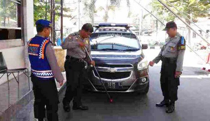 Mapolres Sidoarjo Diperketat untuk Pengunjung Mapolres Sidoarjo Diperketat untuk Pengunjung