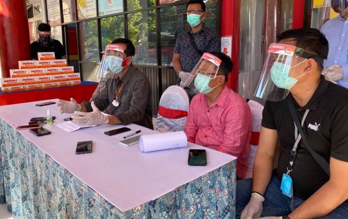 Warga Gotong Royong Kirimkan Bantuan untuk Pencegahan Covid-19, Lapas Surabaya Kondusif Warga Gotong Royong Kirimkan Bantuan untuk Pencegahan Covid-19, Lapas Surabaya Kondusif