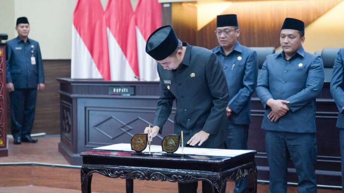 DPRD Jember Sahkan Perubahan APBD 2025, Bupati Apresiasi Sinergi Eksekutif dan Legislatif
