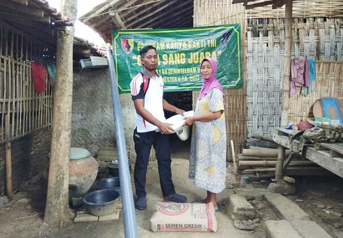 Dukung Program Indonesia Sehat, Sat Deninteldam V/Brawijaya Serahkan Bantuan Jambanisasi Dukung Program Indonesia Sehat, Sat Deninteldam V/Brawijaya Serahkan Bantuan Jambanisasi