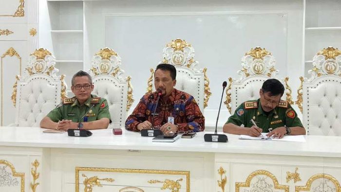 Bupati Ipong Putuskan Calon 02 Menang Pilkades Pager Bupati Ipong Putuskan Calon 02 Menang Pilkades Pager