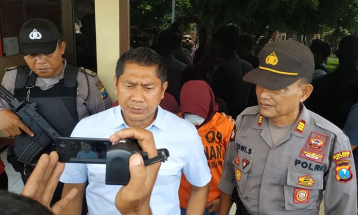 Terbukti Habisi dan Kubur Darah Dagingnya Sendiri, Janda di Blitar Ditetapkan Jadi Tersangka Terbukti Habisi dan Kubur Darah Dagingnya Sendiri, Janda di Blitar Ditetapkan Jadi Tersangka