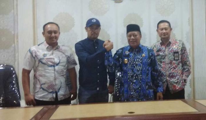 Nil Maizar Resmi Pelatih Persela Nil Maizar Resmi Pelatih Persela