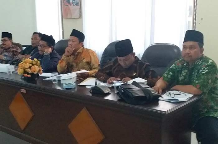 DPRD Bangkalan Gelar Hearing Raperda Pendidikan Madrasah Diniyah Takmiliyah DPRD Bangkalan Gelar Hearing Raperda Pendidikan Madrasah Diniyah Takmiliyah