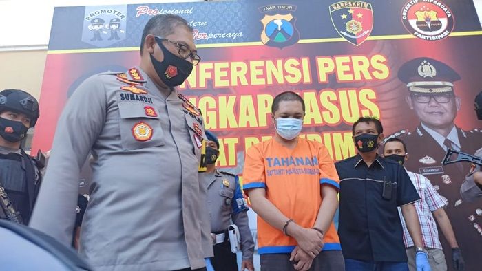 Bau Sperma di Sofa Picu Pembunuhan Janda di Perumahan Alam Juanda Sedati