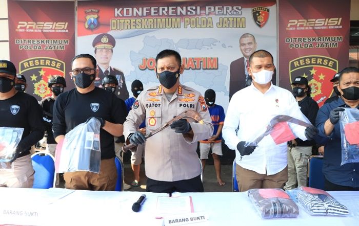 Timsus Jatanras Polda Jatim Ringkus 3 Tersangka Sindikat Curat Antarkota Dalam Provinsi Timsus Jatanras Polda Jatim Ringkus 3 Tersangka Sindikat Curat Antarkota Dalam Provinsi